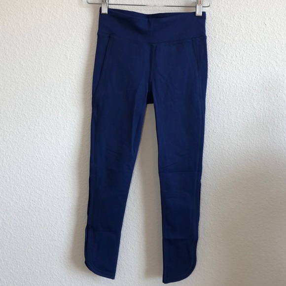 NEW! FP MOVEMENT infinity leggings - Picture 5 of 11